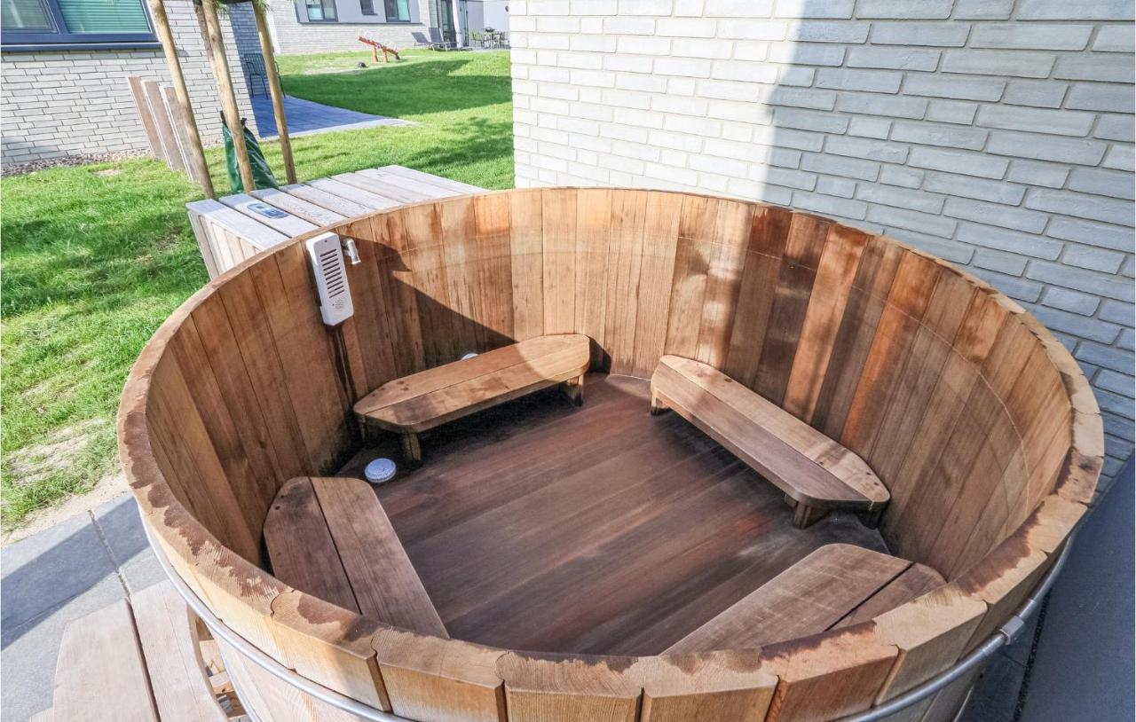 Lovely Home In Lembruch-Duemmer See With Sauna Zewnętrze zdjęcie